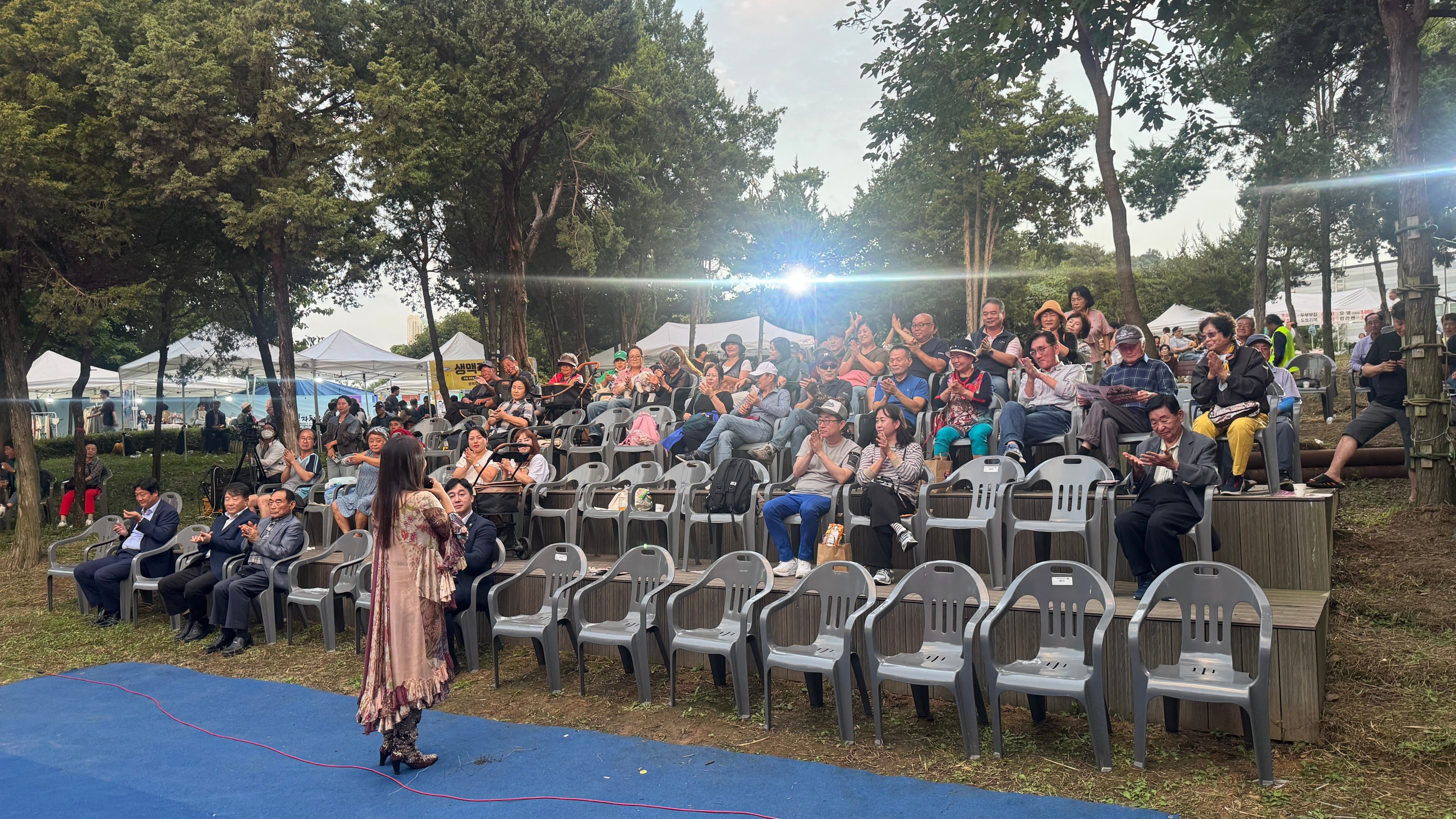 파주시 하우고개 향나무숲 음악회-1